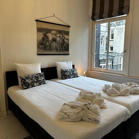 Nine-T-Teen Bed And Boutique Amsterdam Exteriör bild